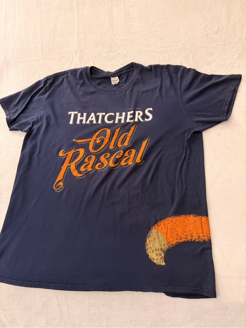 Thatchers Old Rascal Navy mens Graphic Tee size: XL